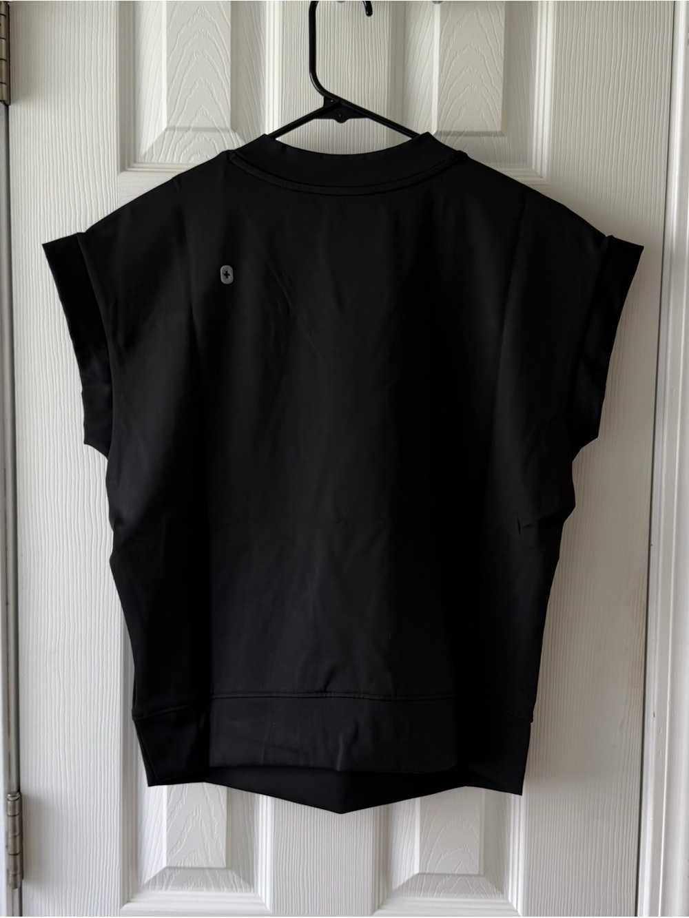 NWT - FIGS FORMx Black Mira Banded Scrub Top - Picture 2 of 11